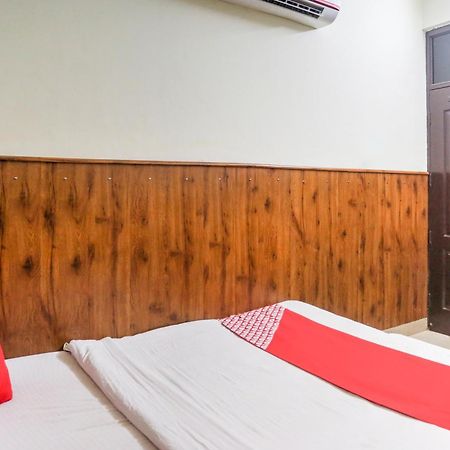Hotel O Shri Sai Guest House Delhi  Buitenkant foto
