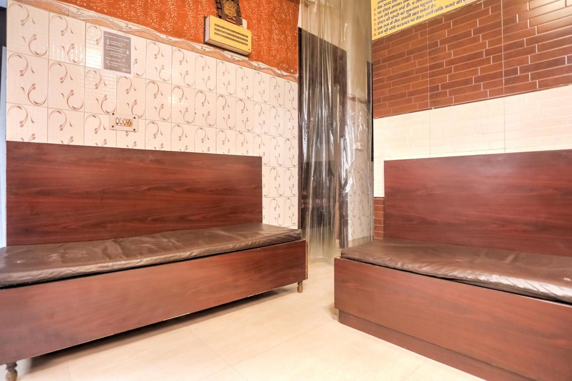 Hotel O Shri Sai Guest House Delhi  Buitenkant foto