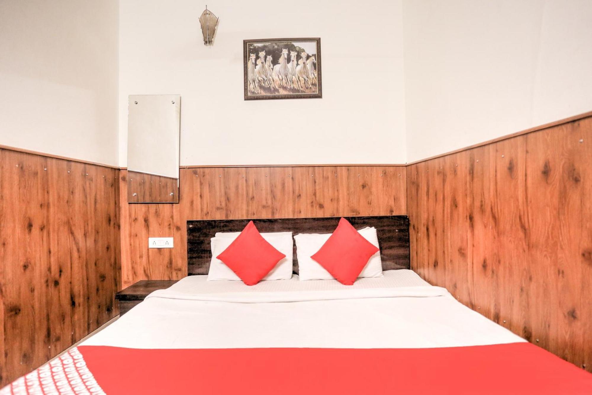 Hotel O Shri Sai Guest House Delhi  Buitenkant foto