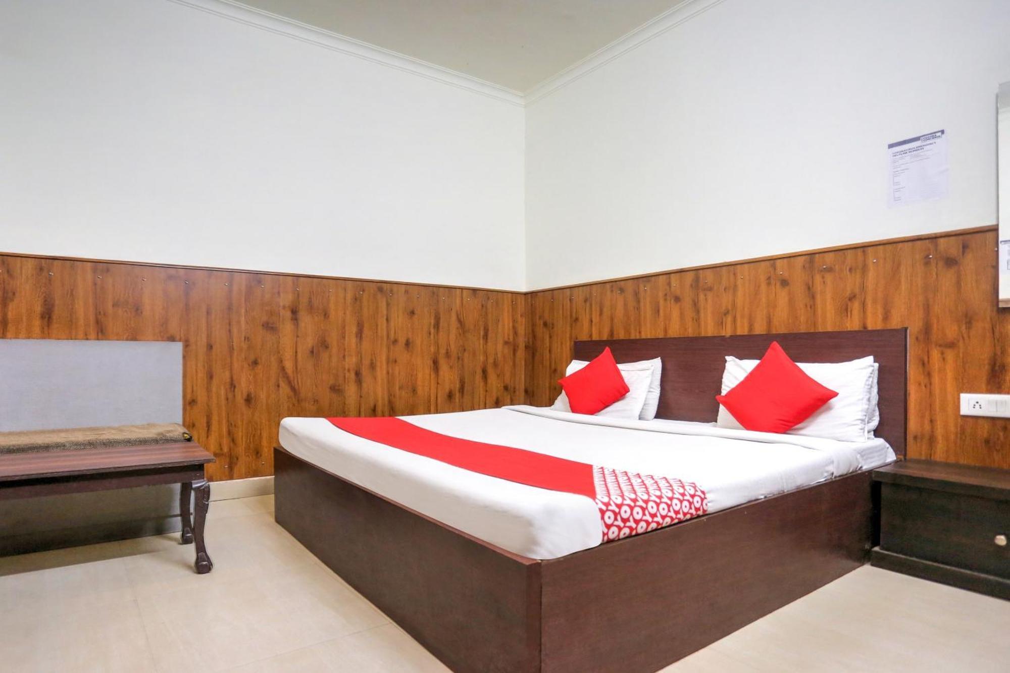Hotel O Shri Sai Guest House Delhi  Buitenkant foto