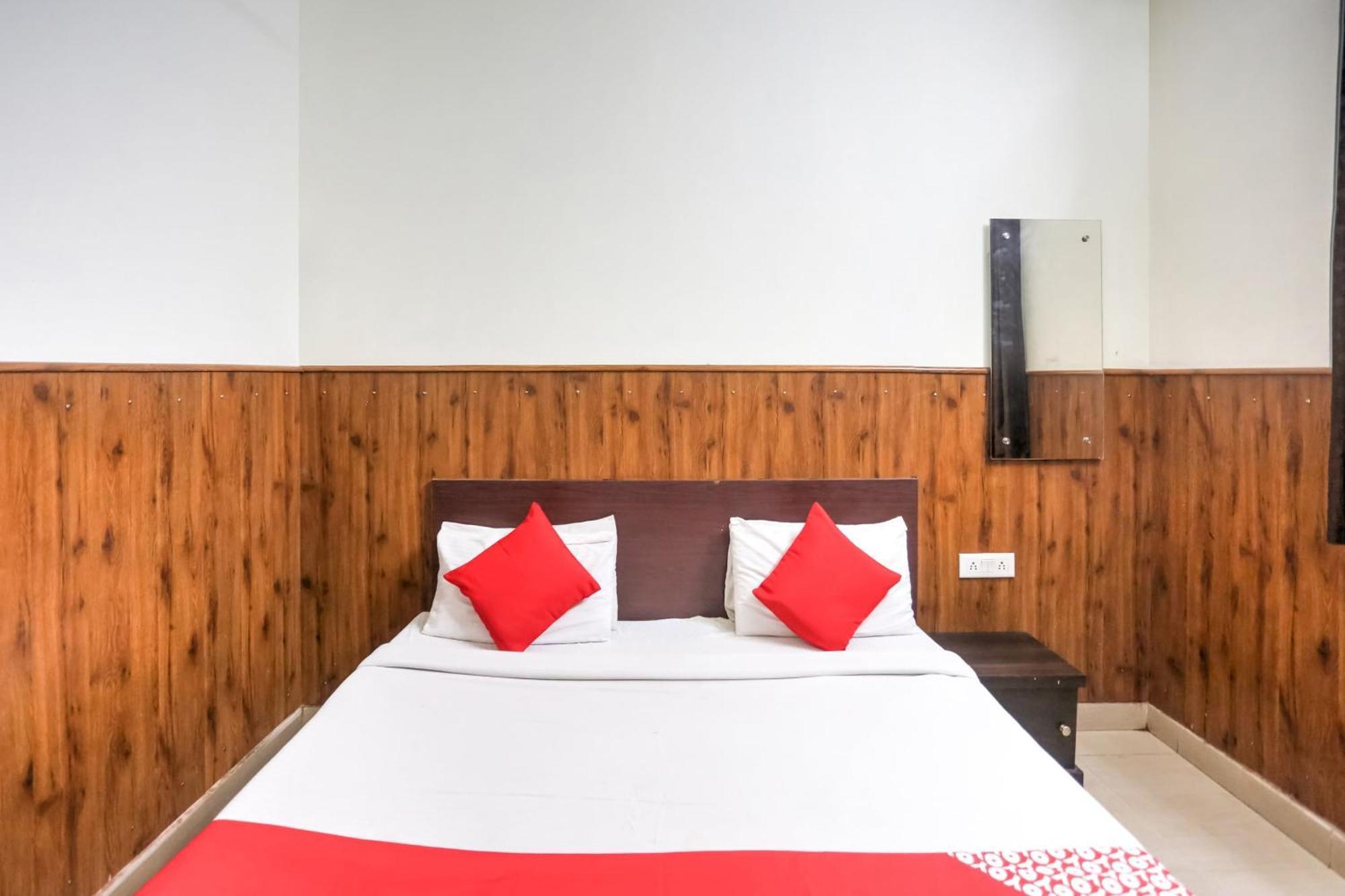 Hotel O Shri Sai Guest House Delhi  Buitenkant foto