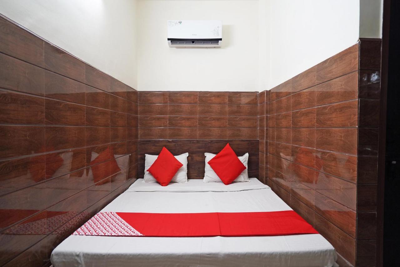 Hotel O Shri Sai Guest House Delhi  Buitenkant foto