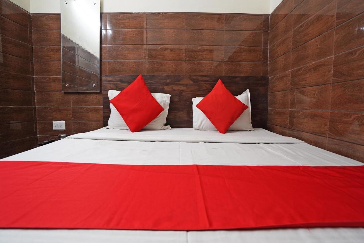 Hotel O Shri Sai Guest House Delhi  Buitenkant foto